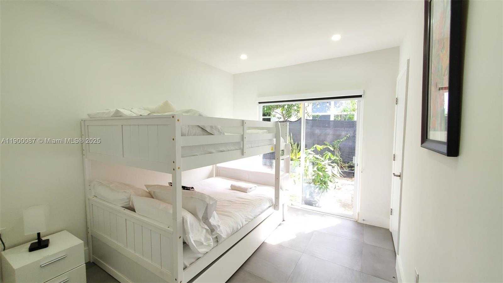 Small Image of 510 NORTH EAST 66TH ST #1, Miami Number 22