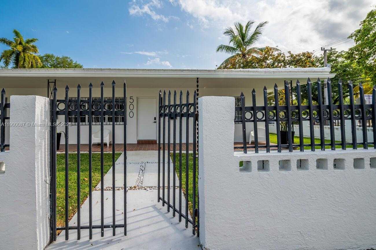 Small Image of 510 NORTH EAST 66TH ST #1, Miami Number 4