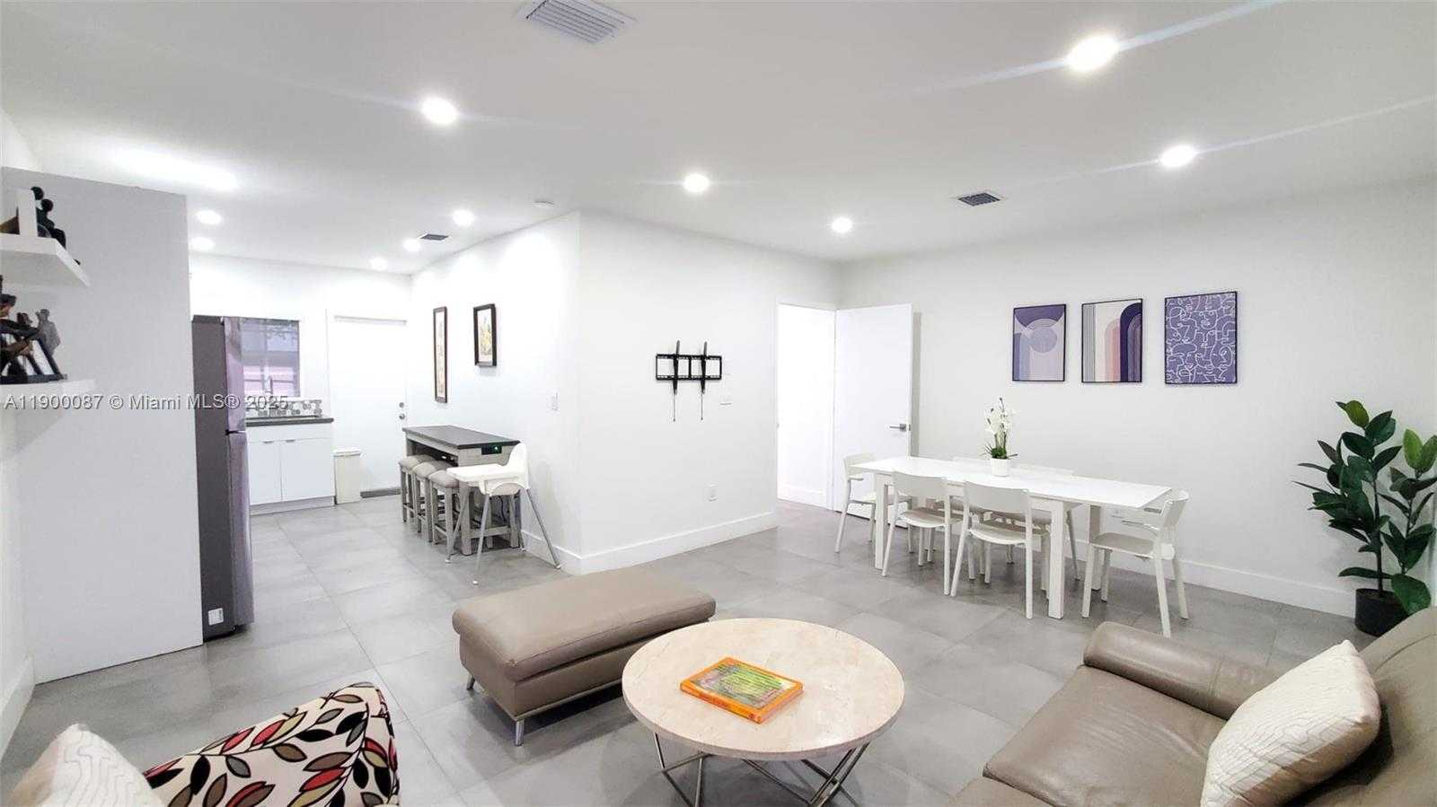 Small Image of 510 NORTH EAST 66TH ST #1, Miami Number 6