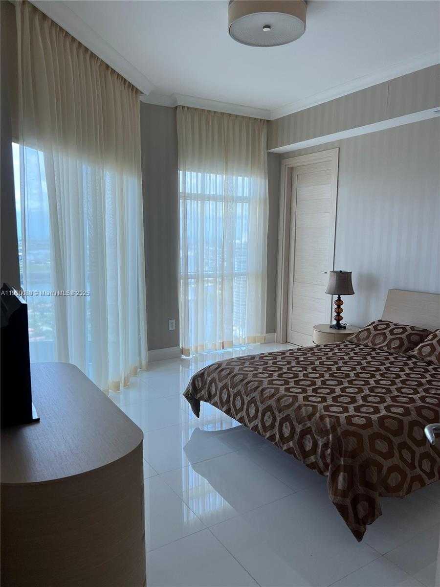 Small Image of 16051 COLLINS AVE #3001, Sunny Isles Beach Number 5