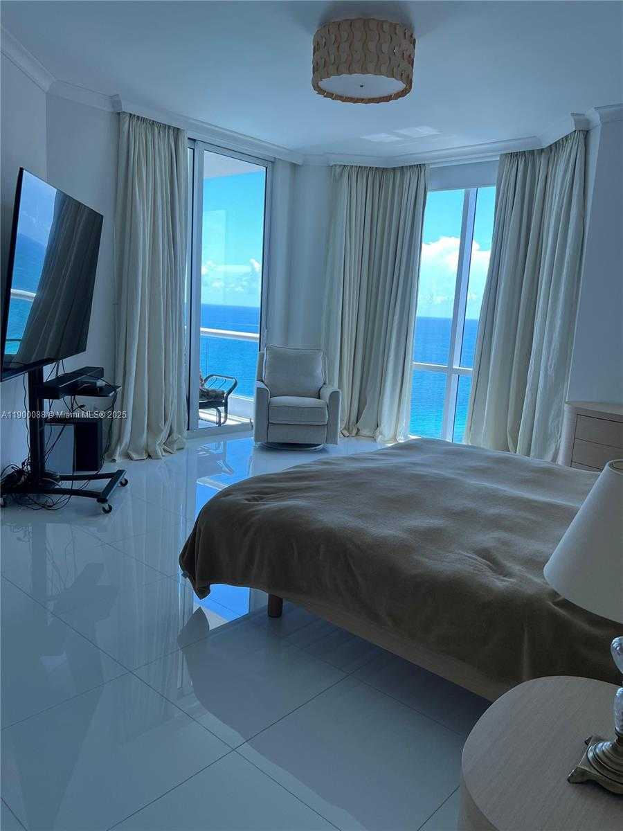 Small Image of 16051 COLLINS AVE #3001, Sunny Isles Beach Number 6