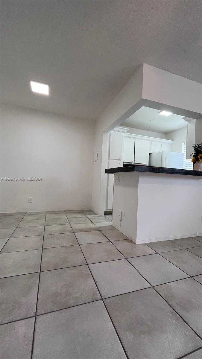 Small Image of 2219 POLK ST #8A, Hollywood Number 8