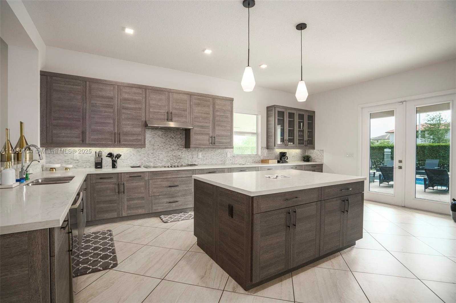 Small Image of 11 NORTH WEST 122ND AVE, Miami Number 2
