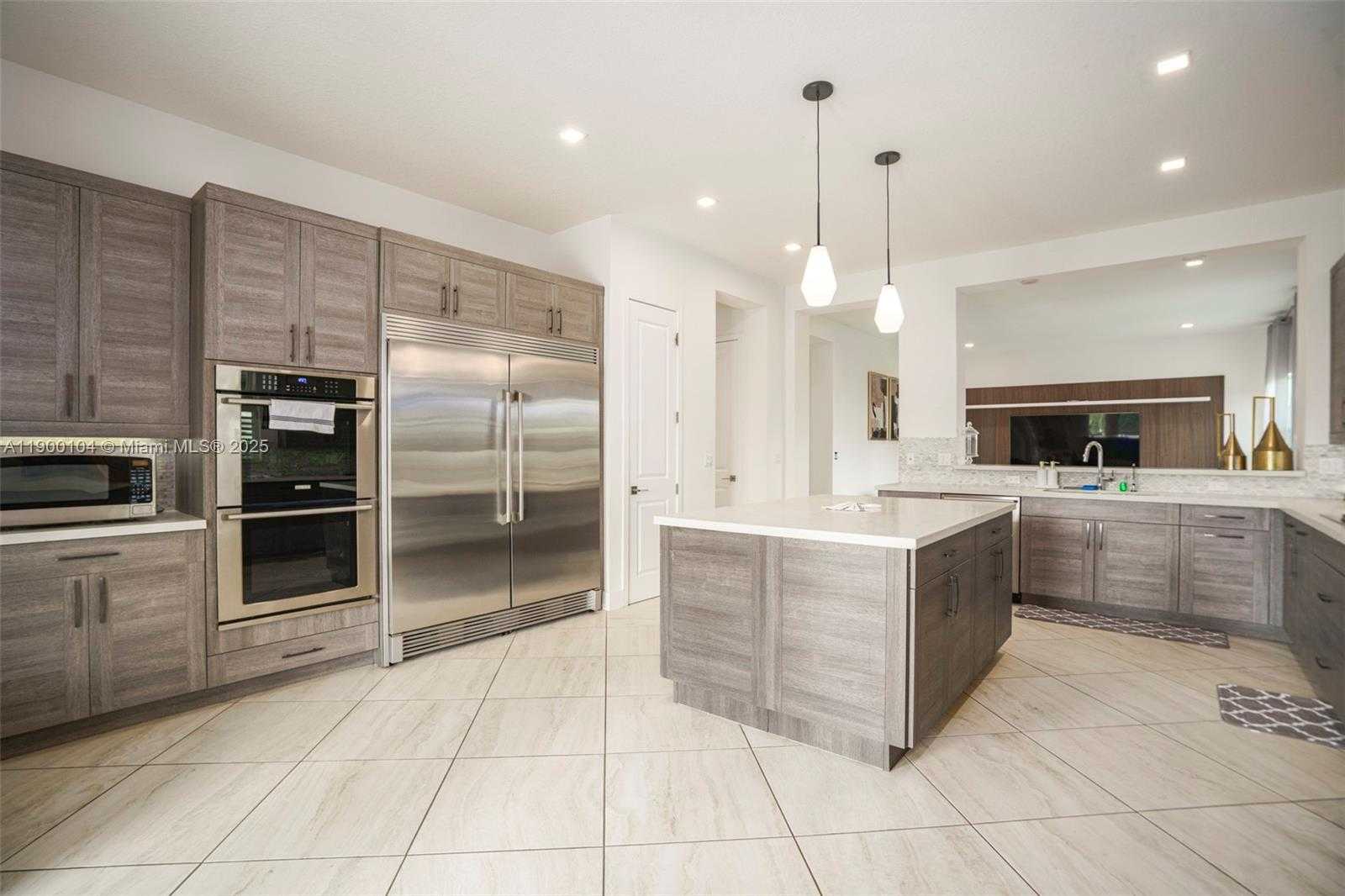 Small Image of 11 NORTH WEST 122ND AVE, Miami Number 25