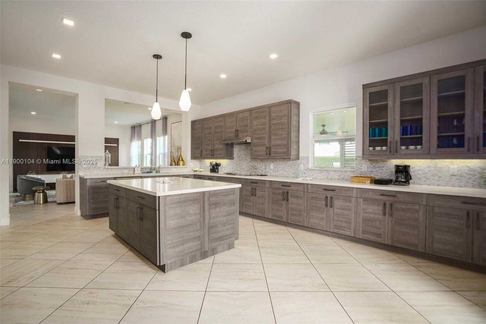 Small Image of 11 NORTH WEST 122ND AVE, Miami Number 26