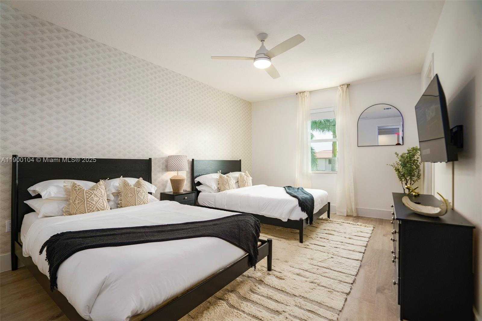 Small Image of 11 NORTH WEST 122ND AVE, Miami Number 40