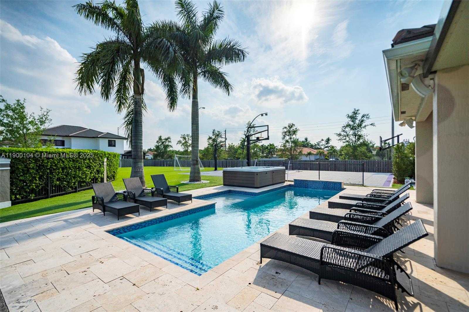 Small Image of 11 NORTH WEST 122ND AVE, Miami Number 6