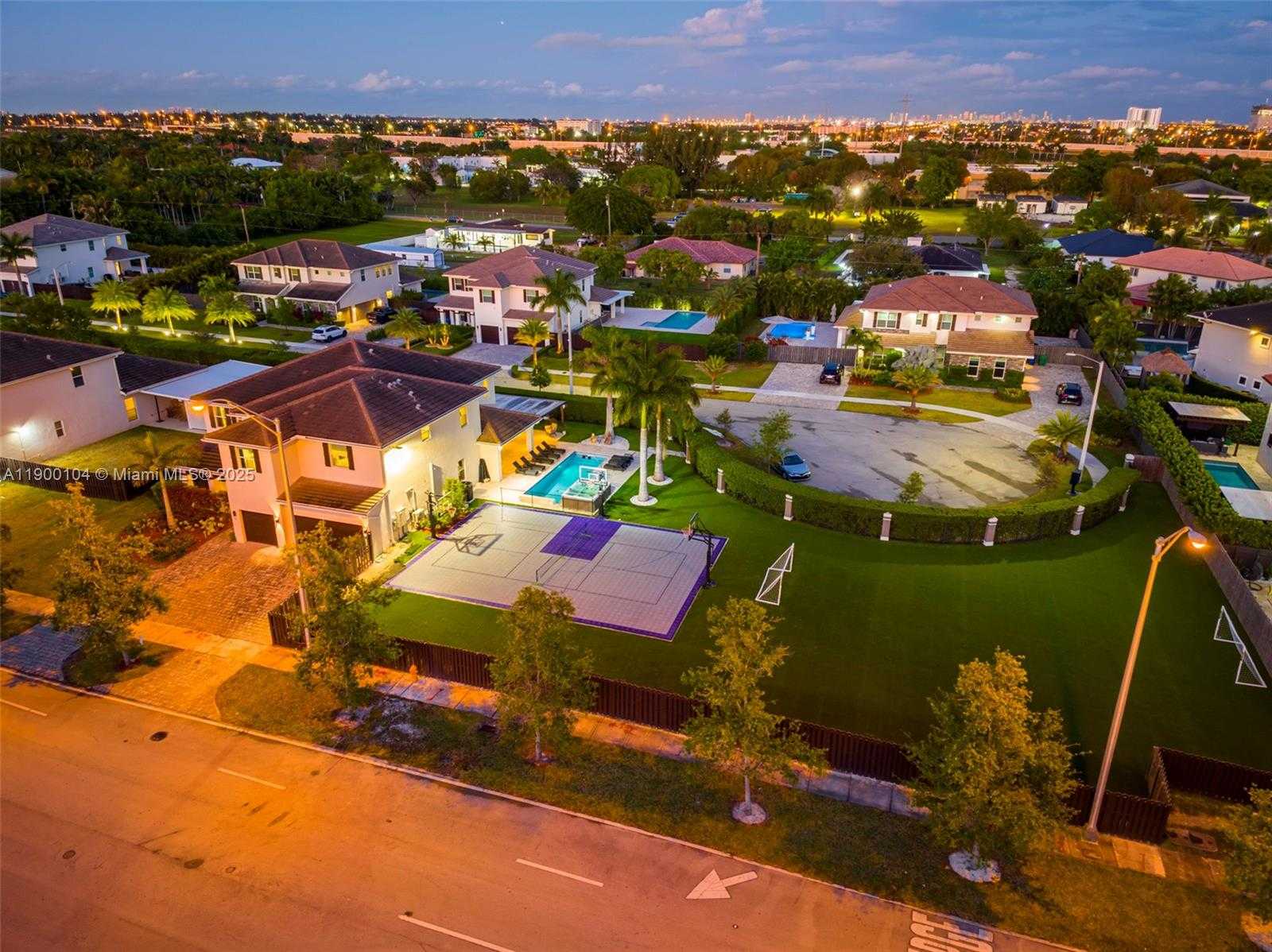 Small Image of 11 NORTH WEST 122ND AVE, Miami Number 77