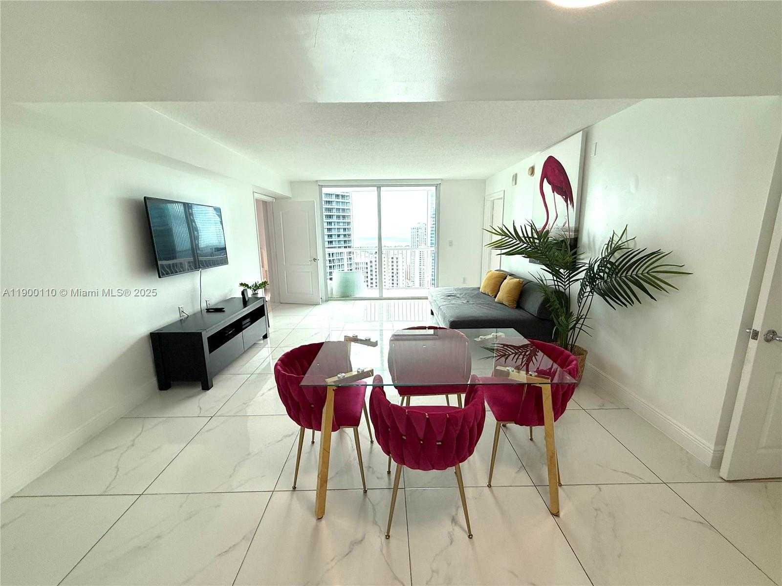 Small Image of 1200 BRICKELL BAY DR #3915, Miami Number 10