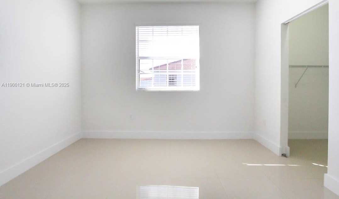 Small Image of 15604 SOUTH WEST 10TH LN, Miami Number 10