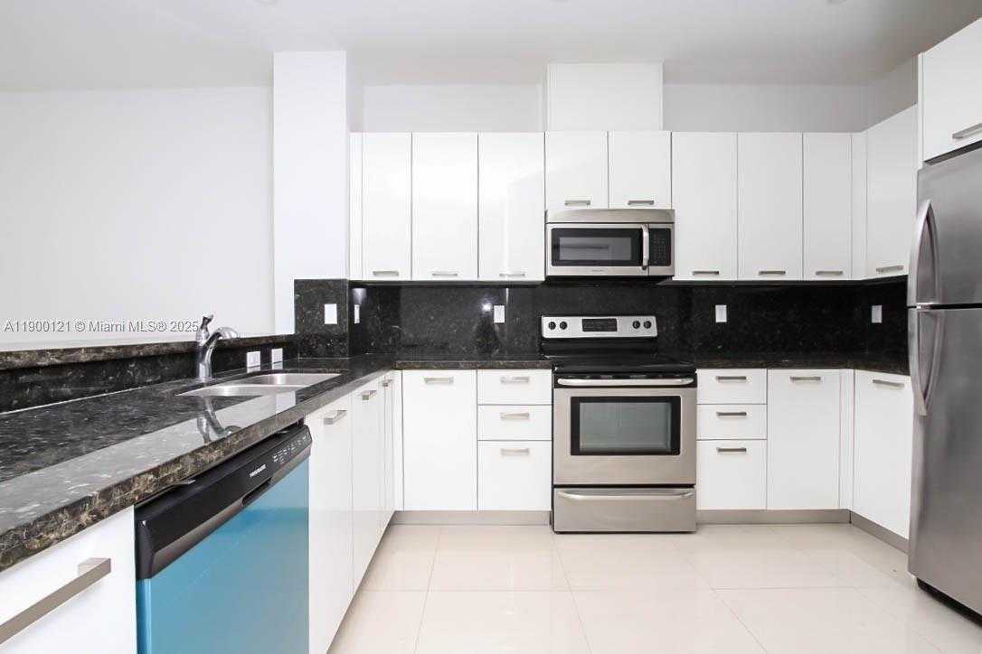 Small Image of 15604 SOUTH WEST 10TH LN, Miami Number 20