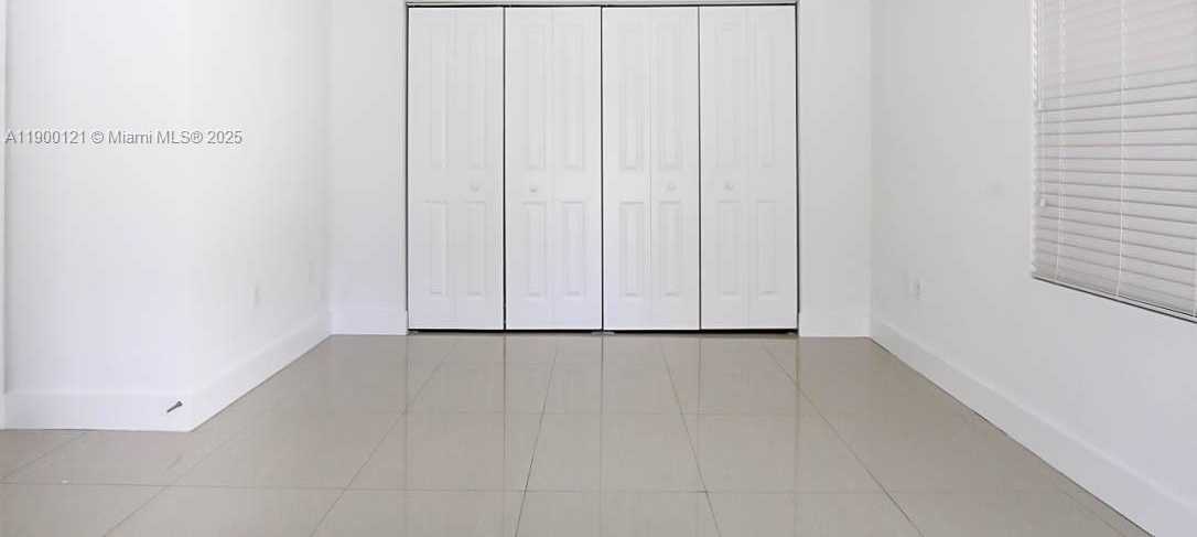 Small Image of 15604 SOUTH WEST 10TH LN, Miami Number 28