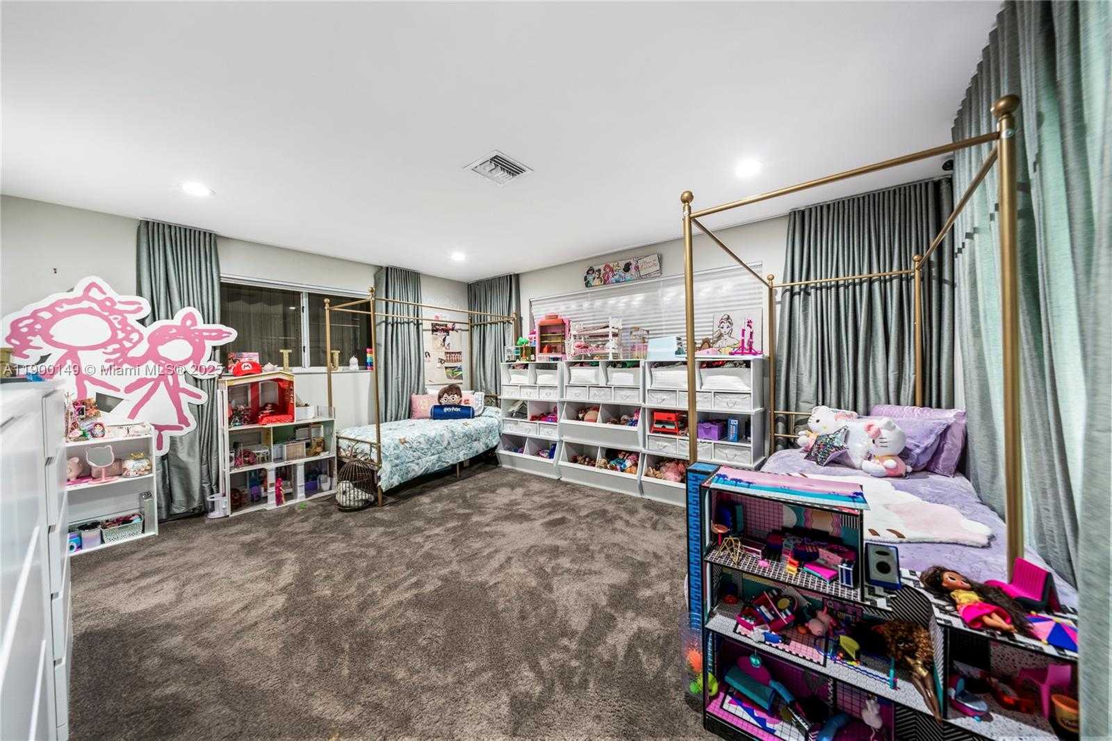 Small Image of 5820 PALM TREE RD, Plantation Number 16