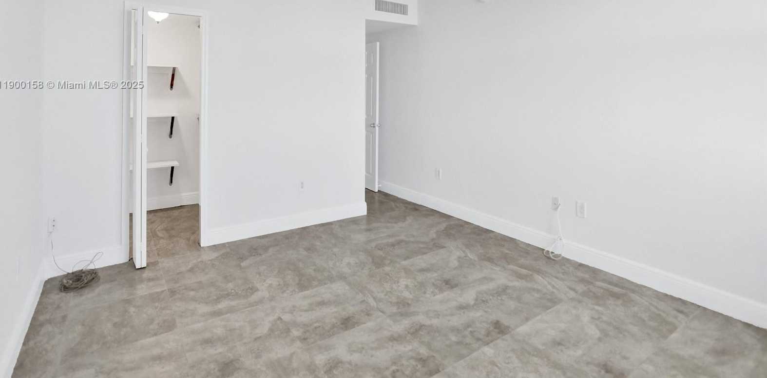 Small Image of 10350 WEST BAY HARBOR DR #PHN, Bay Harbor Islands Number 12