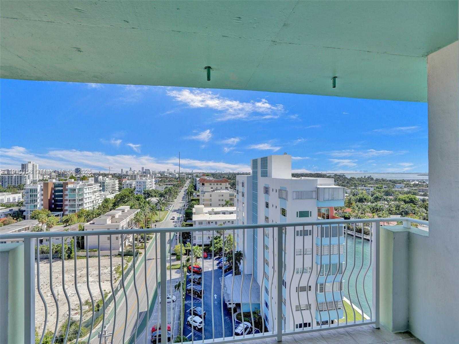 Small Image of 10350 WEST BAY HARBOR DR #PHN, Bay Harbor Islands Number 18