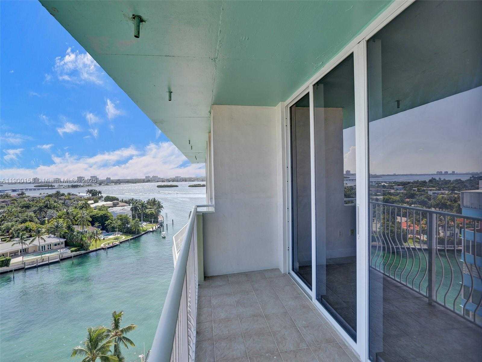 Small Image of 10350 WEST BAY HARBOR DR #PHN, Bay Harbor Islands Number 19