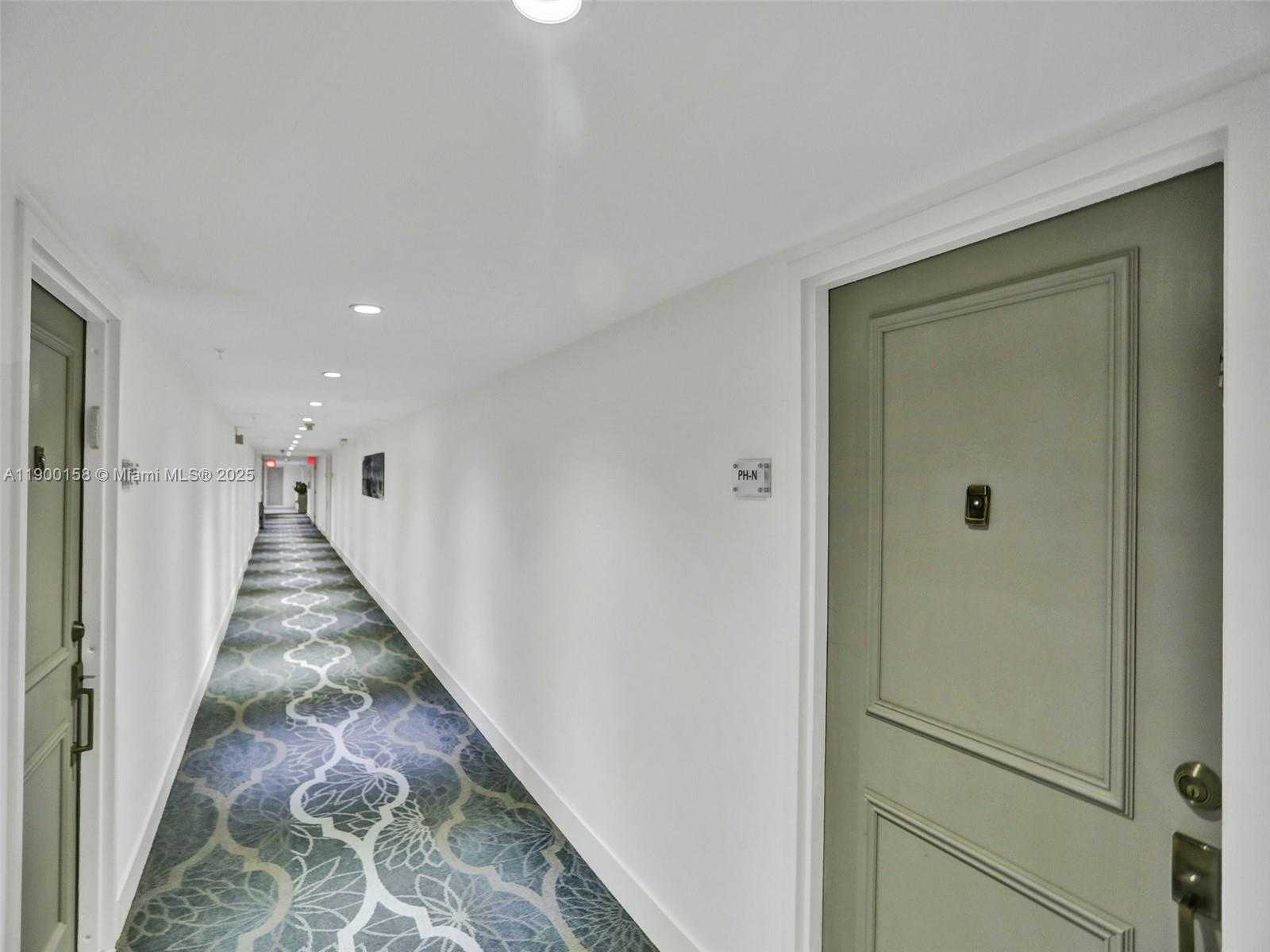 Small Image of 10350 WEST BAY HARBOR DR #PHN, Bay Harbor Islands Number 21