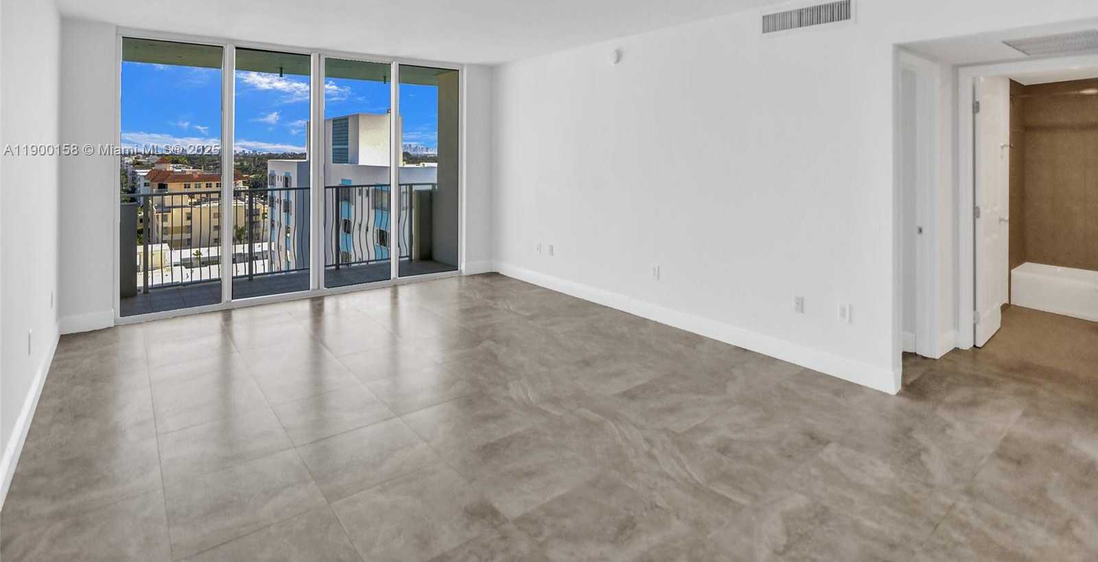 Small Image of 10350 WEST BAY HARBOR DR #PHN, Bay Harbor Islands Number 4