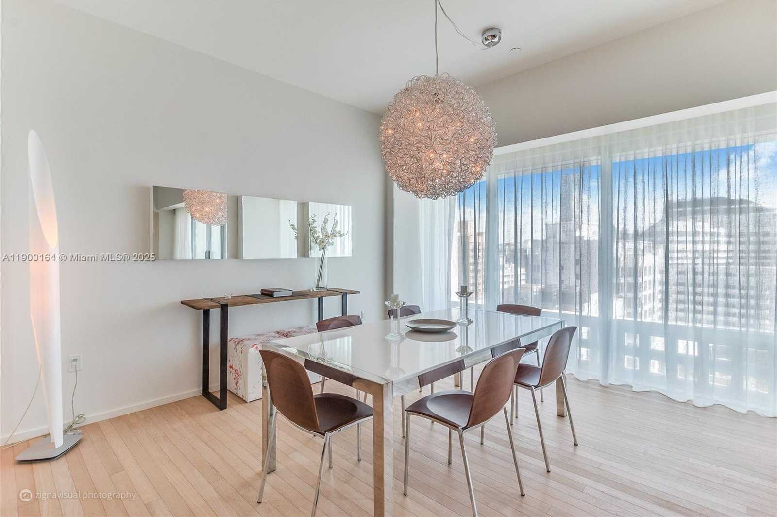 Small Image of 2901 COLLINS AV #1207, Miami Number 7