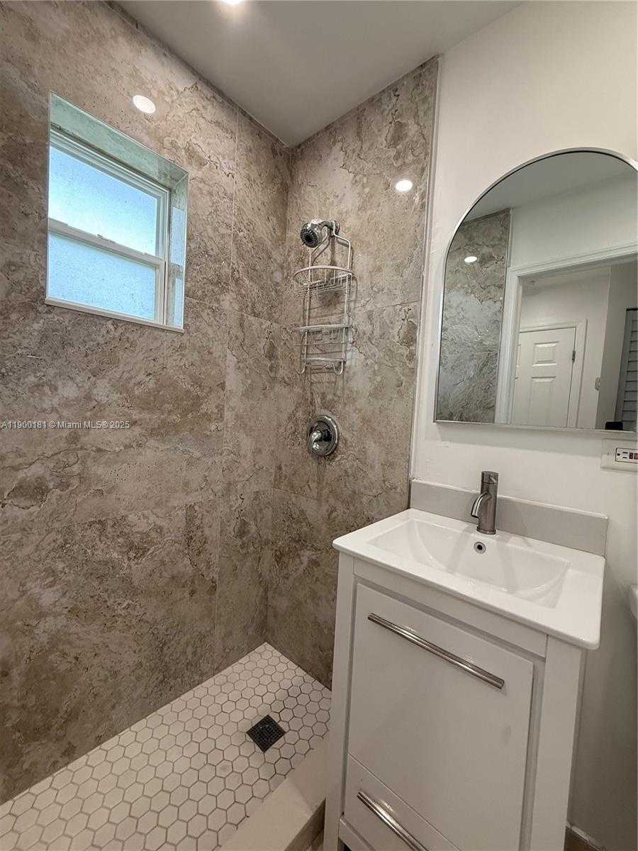Small Image of 26741 SOUTH WEST 139TH AVE, Homestead Number 12