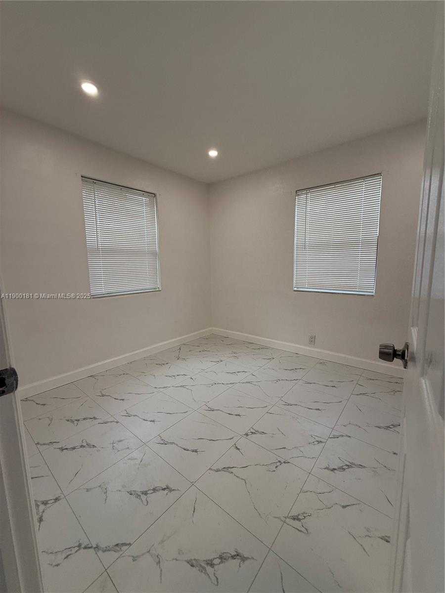 Small Image of 26741 SOUTH WEST 139TH AVE, Homestead Number 16