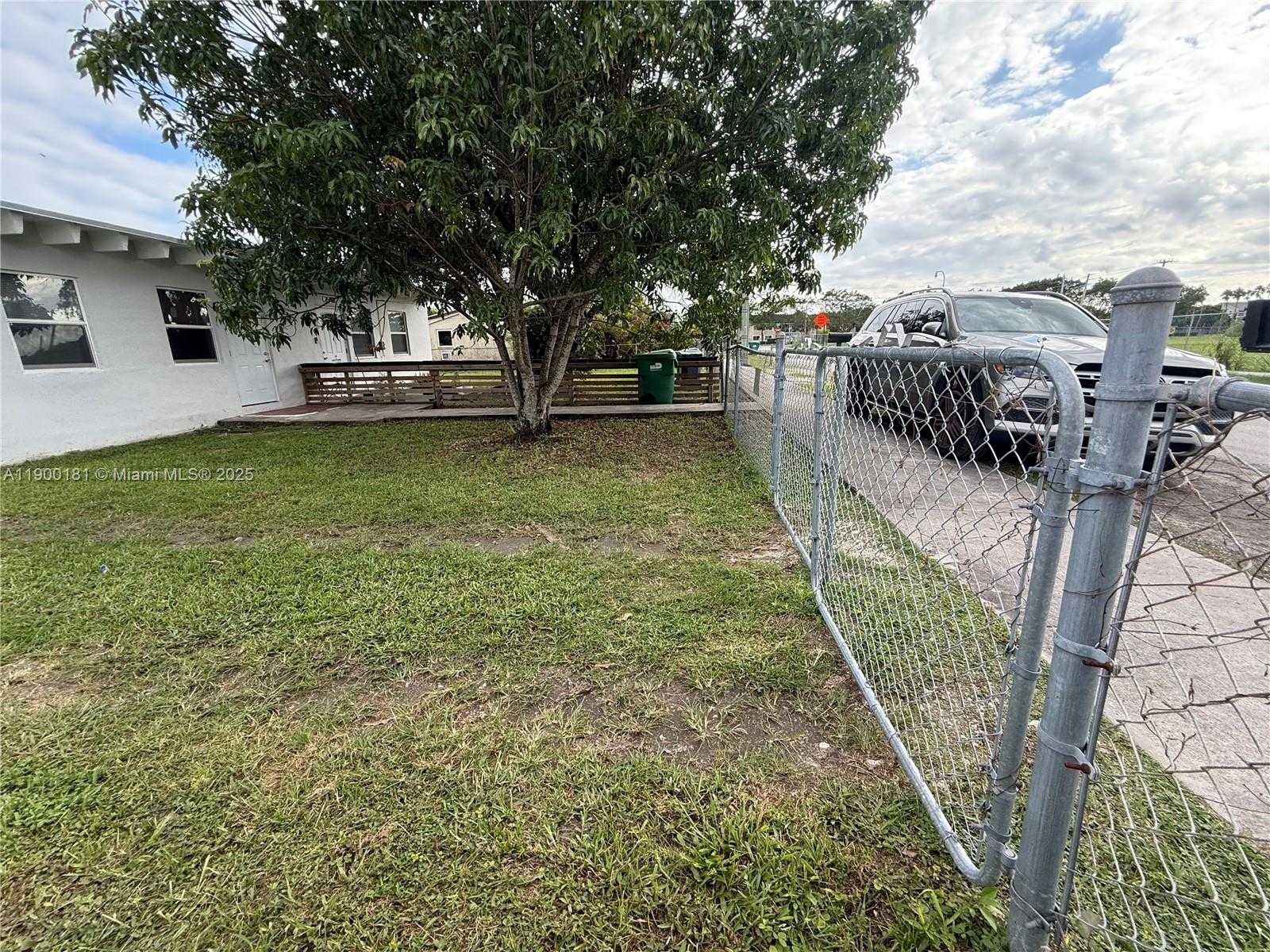 Small Image of 26741 SOUTH WEST 139TH AVE, Homestead Number 36