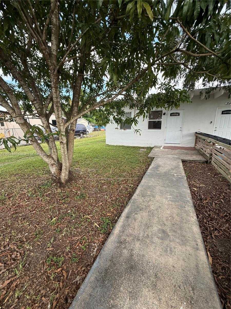 Small Image of 26741 SOUTH WEST 139TH AVE, Homestead Number 38