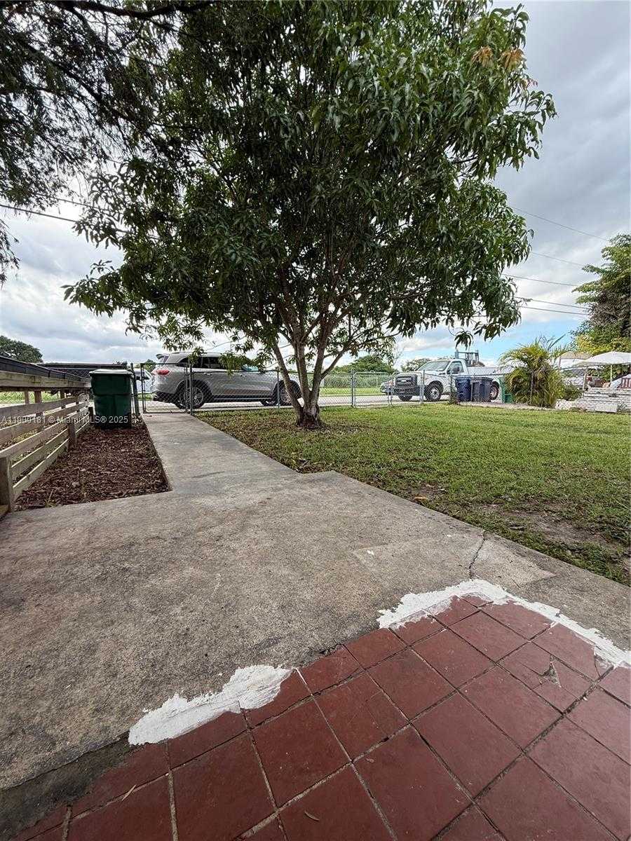Small Image of 26741 SOUTH WEST 139TH AVE, Homestead Number 40