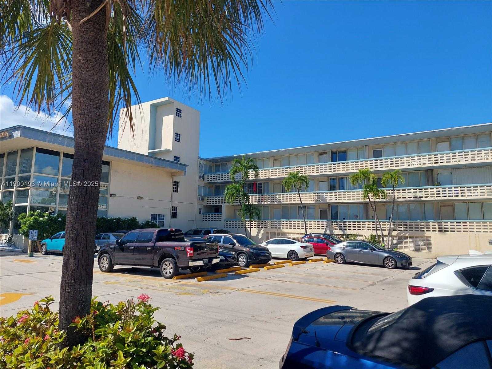 Small Image of 6484 INDIAN CREEK DR #223, Miami Beach Number 13
