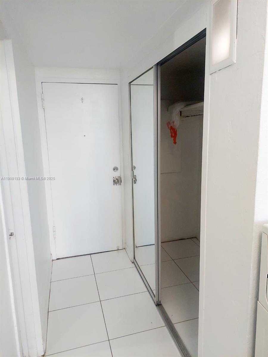 Small Image of 6484 INDIAN CREEK DR #223, Miami Beach Number 4