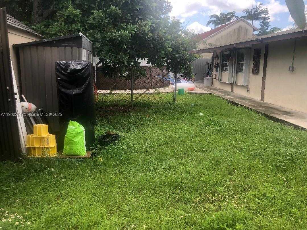 Small Image of Miami Number 14