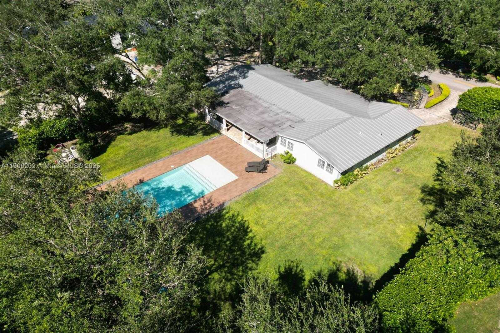 Imagen de Pequeño Objeto