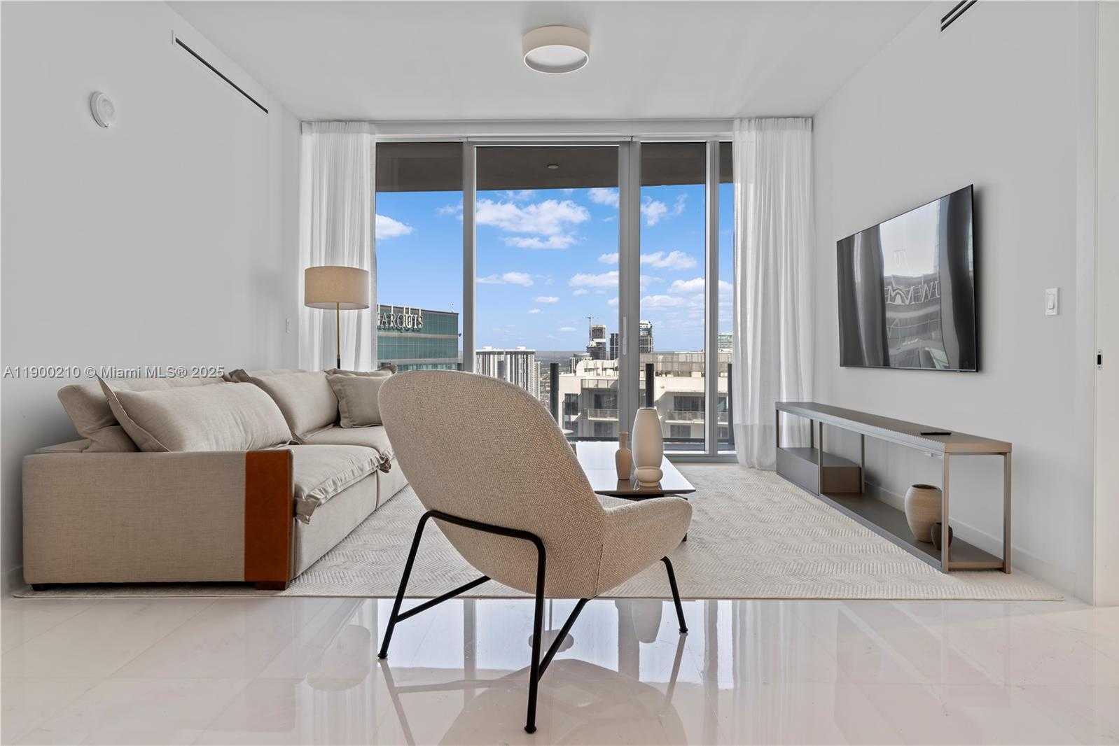 Small Image of 300 BISCAYNE BLVD WAY #4509, Miami Number 10