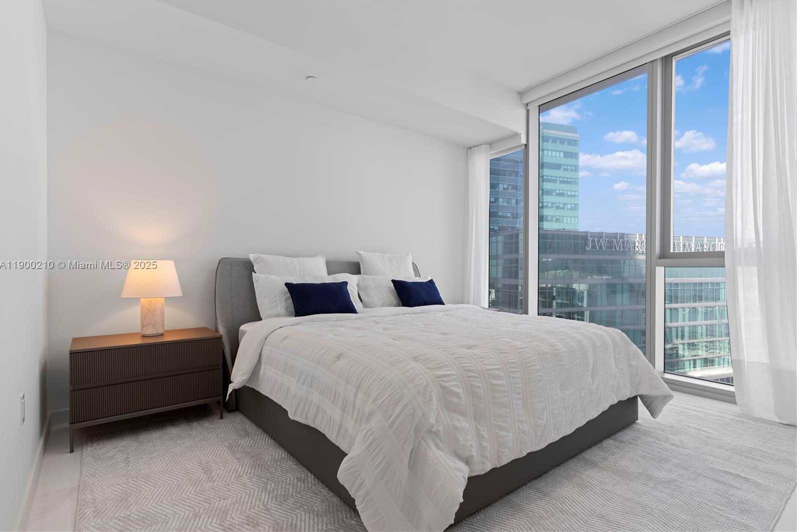 Small Image of 300 BISCAYNE BLVD WAY #4509, Miami Number 13