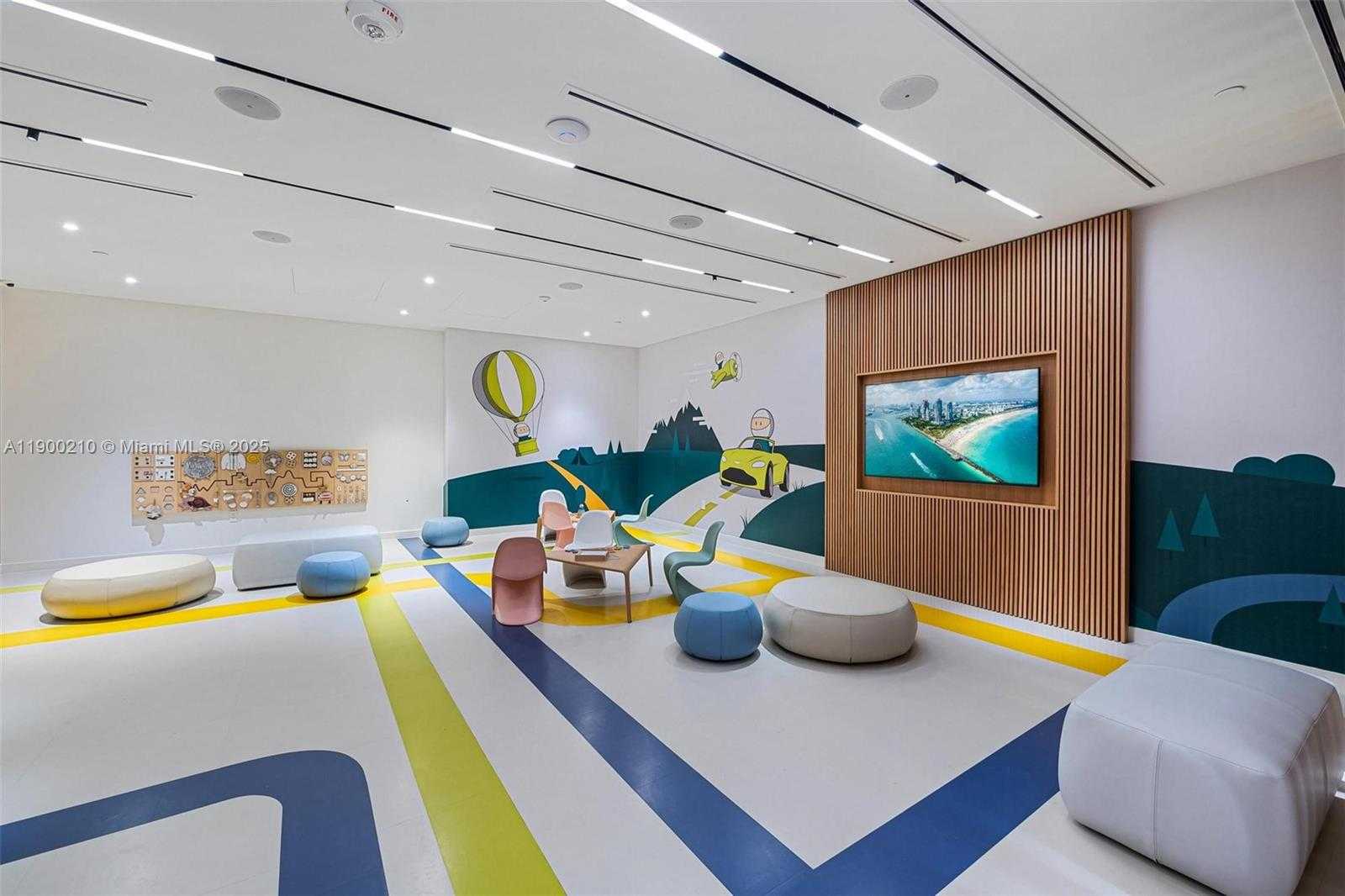 Small Image of 300 BISCAYNE BLVD WAY #4509, Miami Number 57