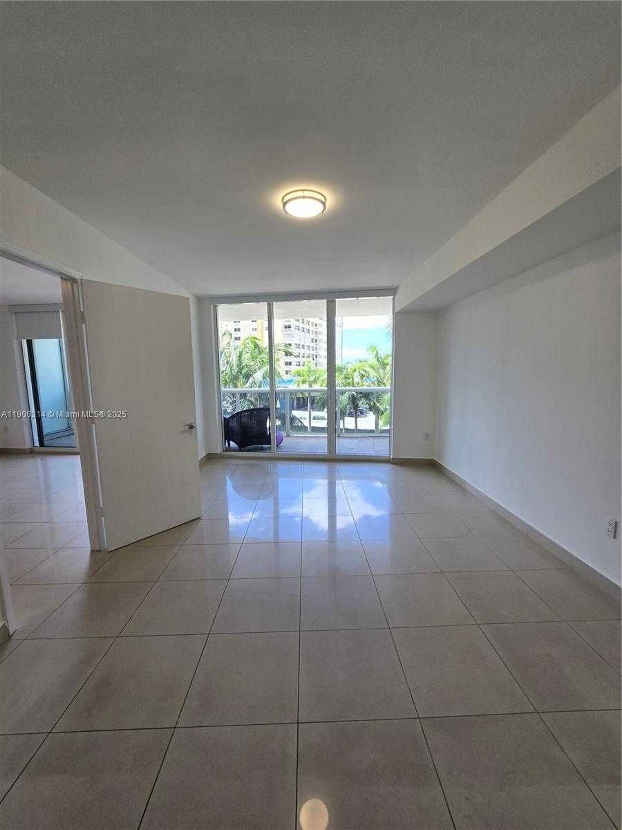 Small Image of 1800 SOUTH OCEAN DR #409, Hallandale Beach Number 11