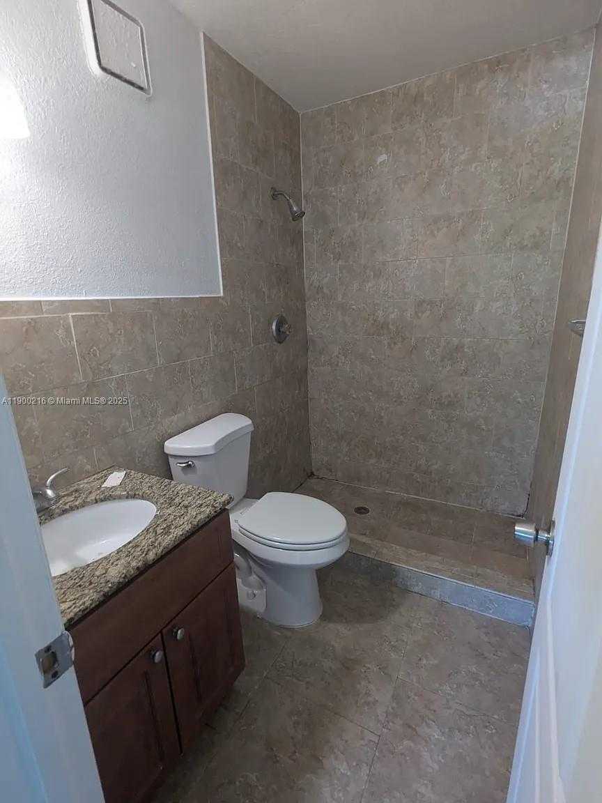 Small Image of 2323 VAN BUREN ST #106, Hollywood Number 11