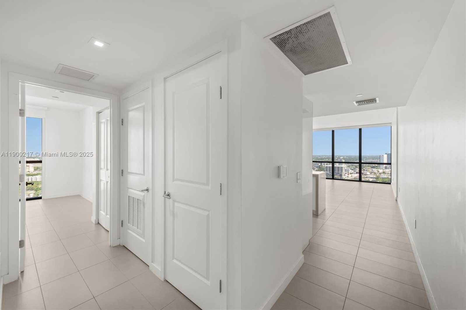 Imagen de Pequeño Objeto