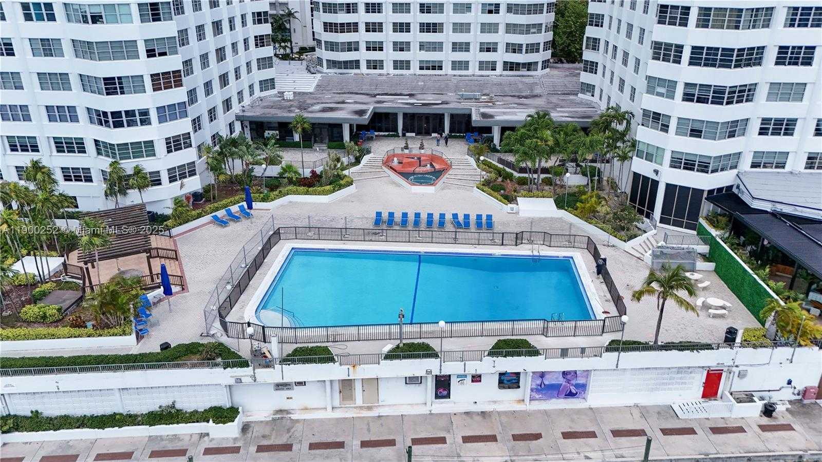 Small Image of 801 BRICKELL BAY DR #1070, Miami Number 12