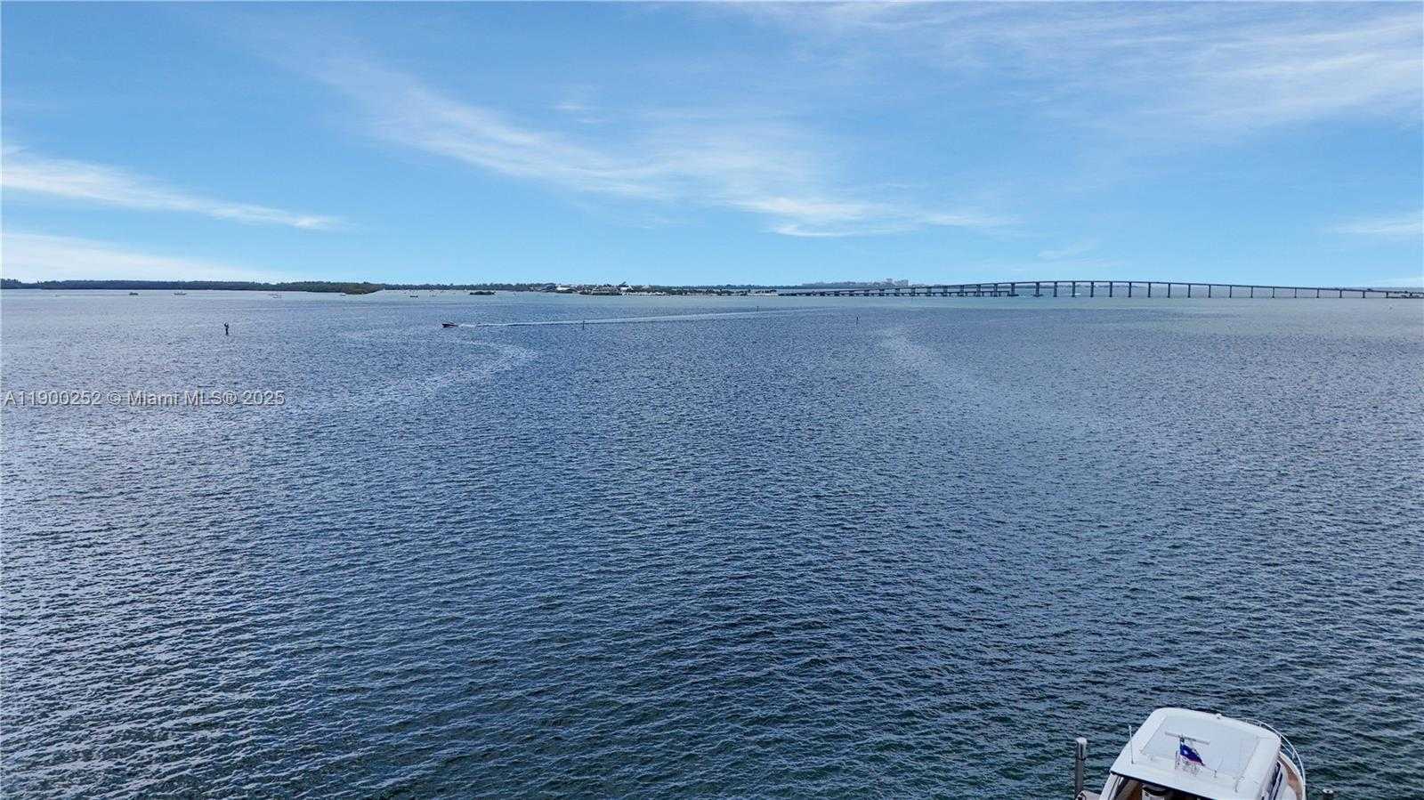 Small Image of 801 BRICKELL BAY DR #1070, Miami Number 2