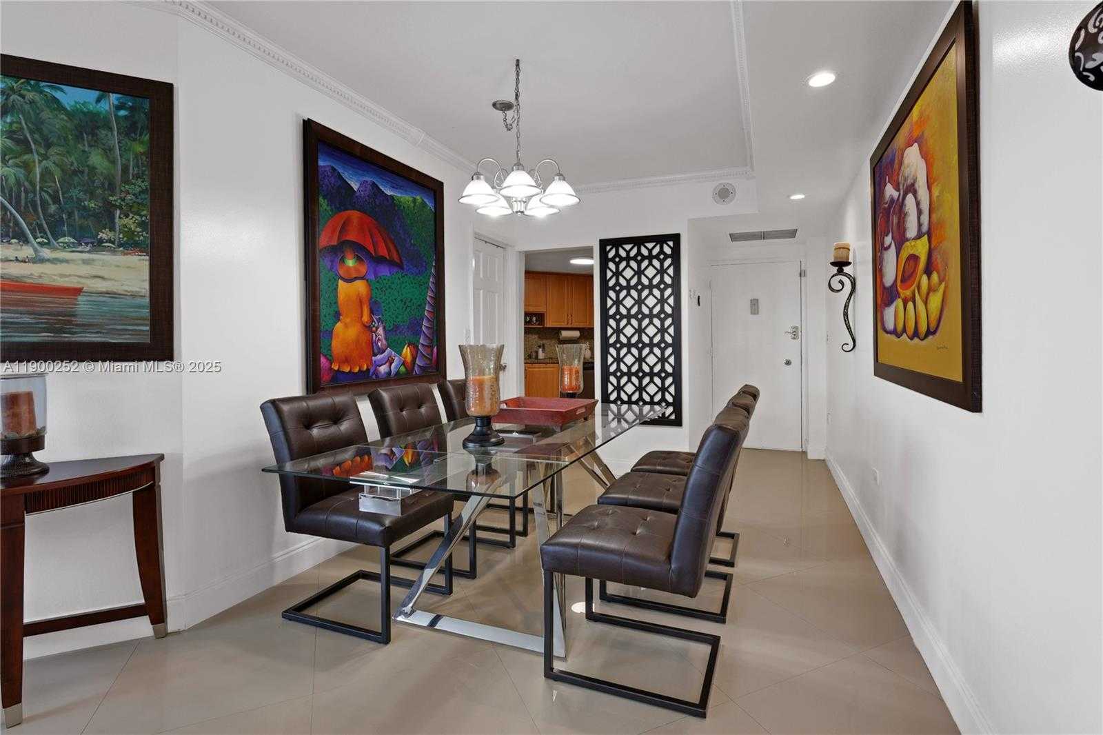 Small Image of 801 BRICKELL BAY DR #1070, Miami Number 23