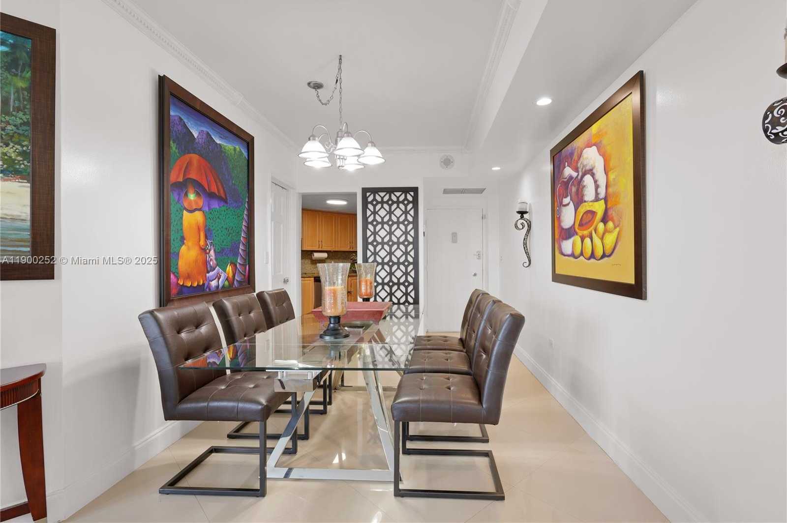 Small Image of 801 BRICKELL BAY DR #1070, Miami Number 25