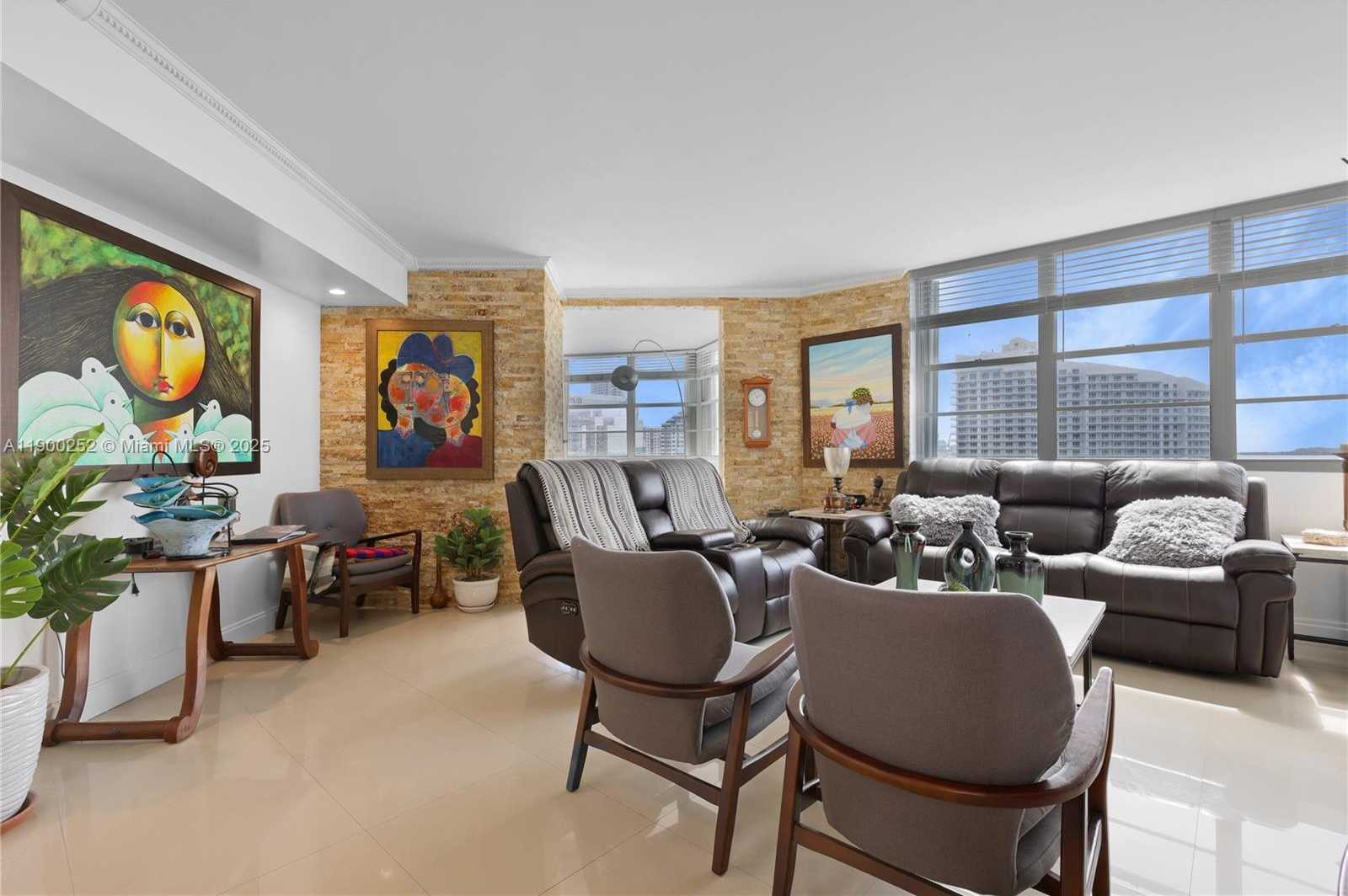 Small Image of 801 BRICKELL BAY DR #1070, Miami Number 29