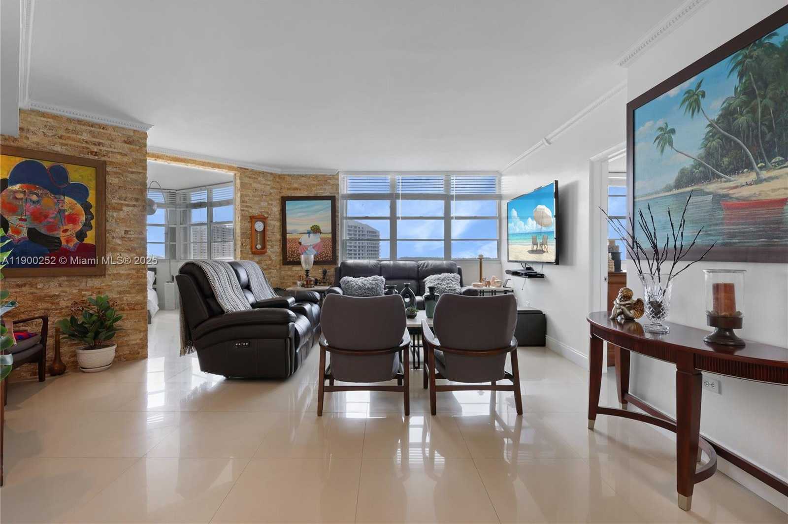 Small Image of 801 BRICKELL BAY DR #1070, Miami Number 30