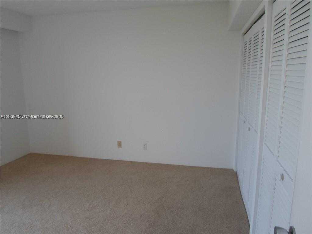 Small Image of 20225 NORTH EAST 34TH CT #2518, Aventura Number 10