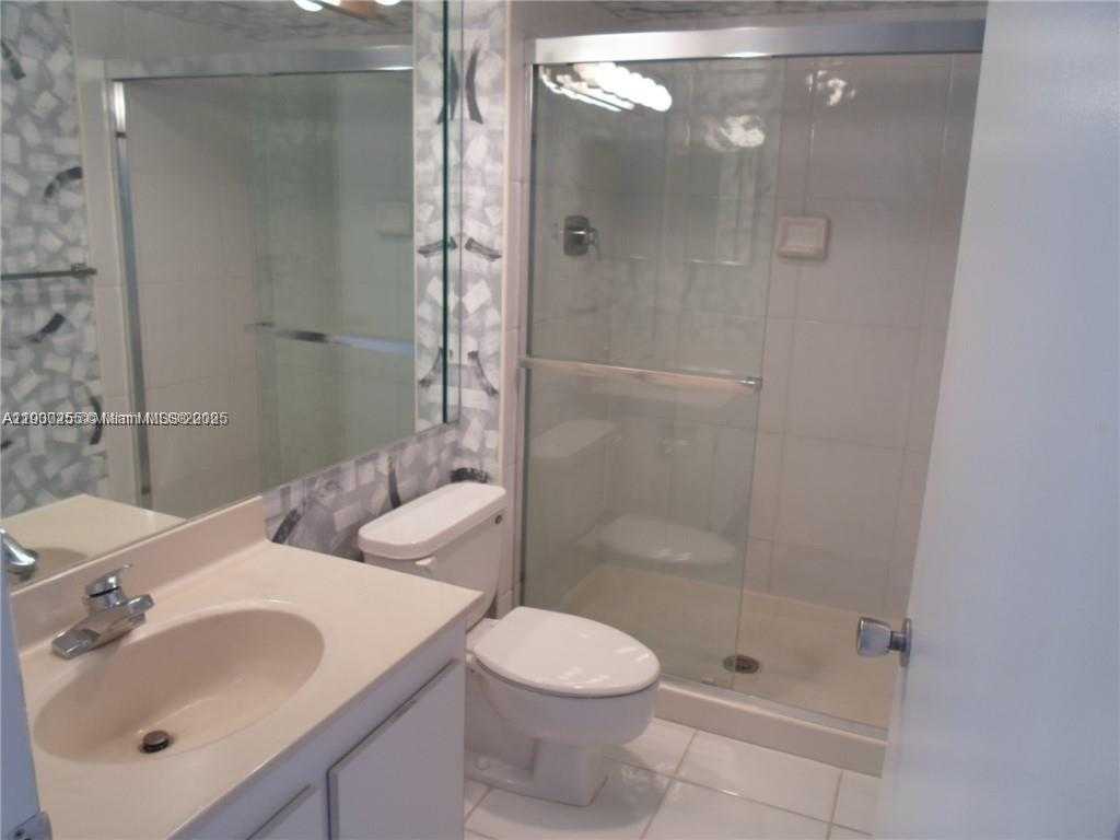 Small Image of 20225 NORTH EAST 34TH CT #2518, Aventura Number 8