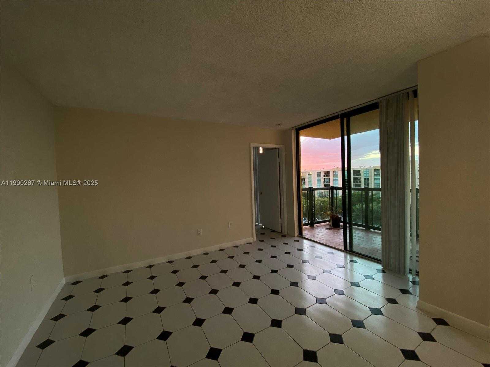 Small Image of 11800 SOUTH WEST 18TH ST #514-4, Miami Number 5