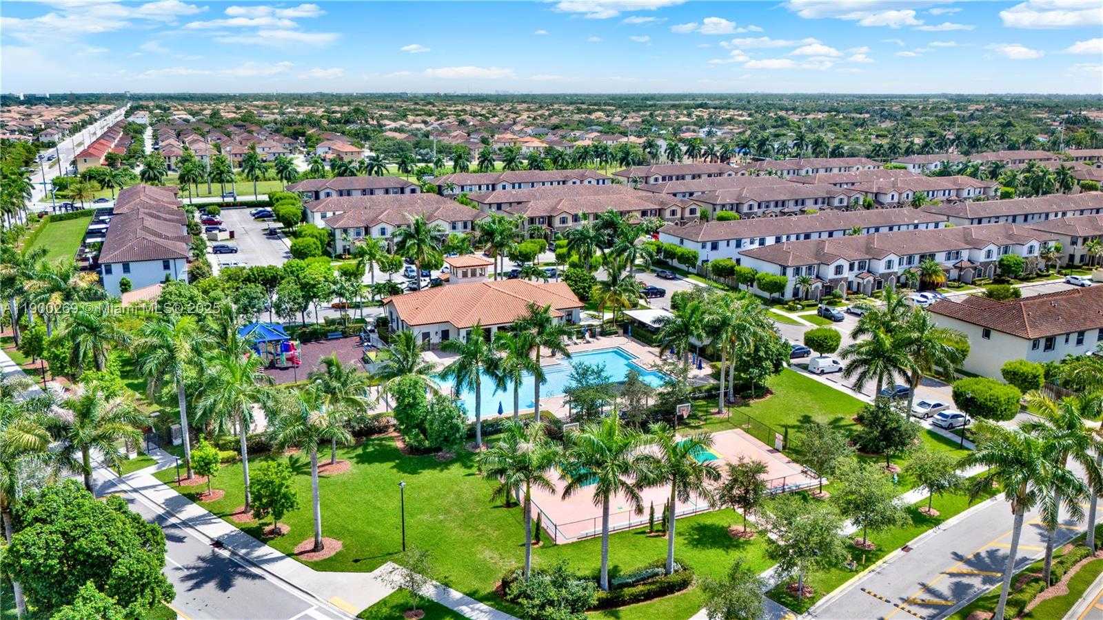 Small Image of 25096 SOUTH WEST 118TH AVE #25096, Homestead Number 70