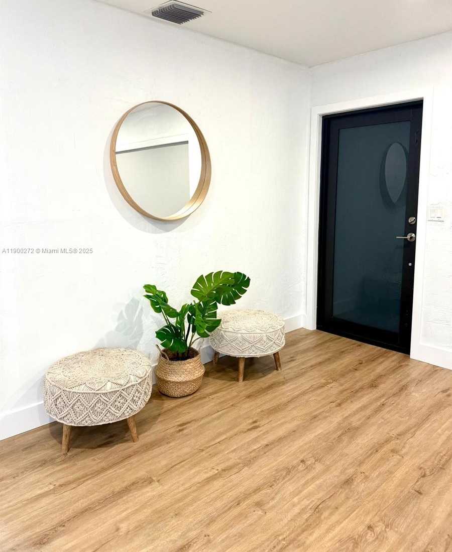 Small Image of 11462 SOUTH WEST 225TH ST, Miami Number 22
