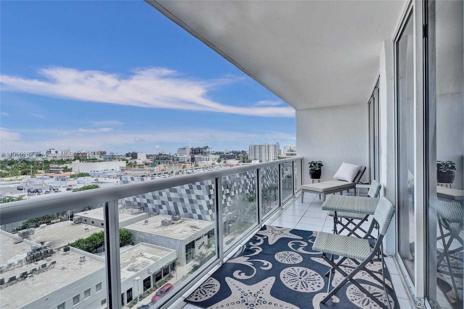 Small Image of 1900 SUNSET HARBOUR DR #1003, Miami Beach Number 13